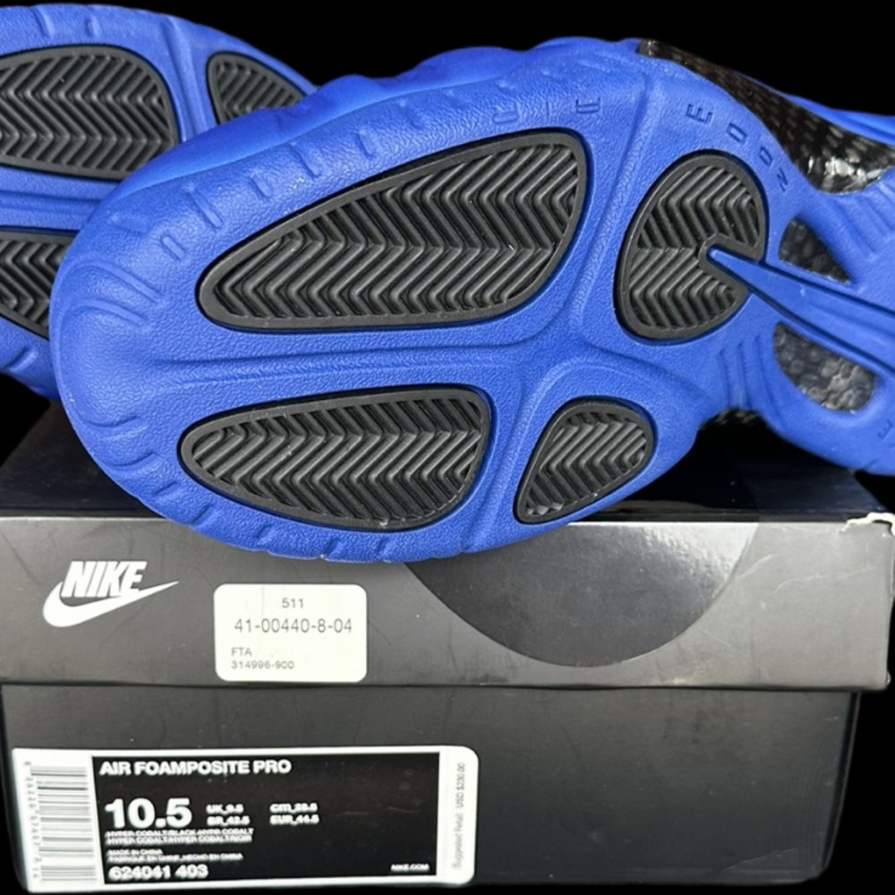 Nike Men's Black and Blue Foamposite Athletic Shoes (Hyper Cobalt) - Picture 4 of 6